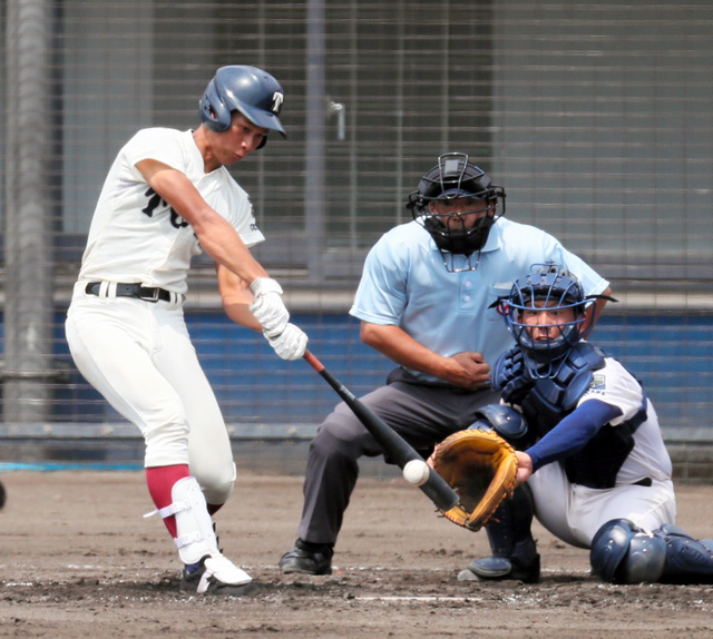 뜨거운 여름, 지금 일본열도는 고교야구의 축제 고시엔 야구대회가 진행중