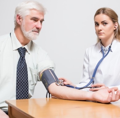 양팔 사이에 혈압의 큰 차이는 심혈관 질환 위험과 연관됨