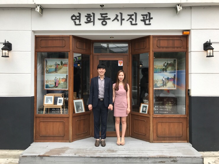  연희동 사진관, 흑백사진, 기념사진, 커플사진