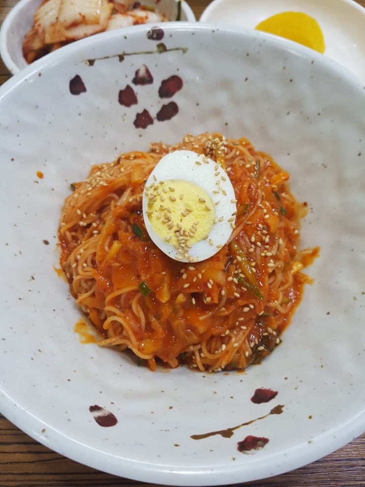  신월동 원조우리분식멸치국수 비빔국수 먹고 왔어요.