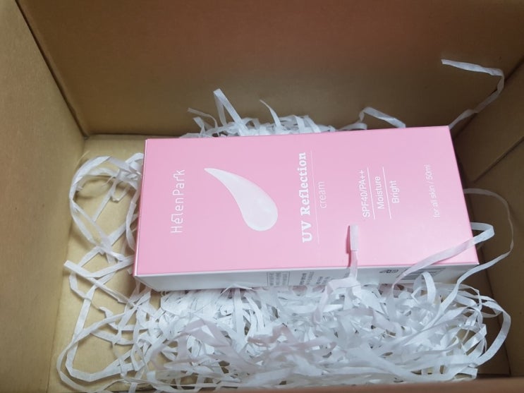  헬렌박 UV반사크림으로 자외선으로부터 부지키기