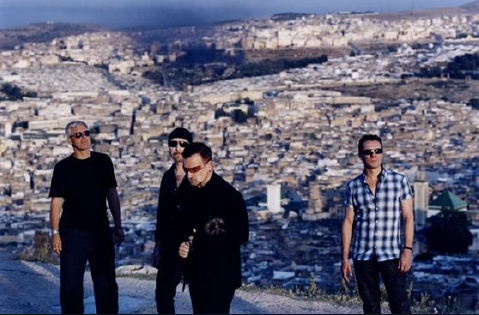  유투  U2 - Beautiful Day, Stuck A Moment You Can't Get Out Of