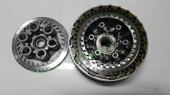  #USA에서 EMS로 온 #YAMAHA R1 2006년식  클러치 ASSY 상태 중상급 