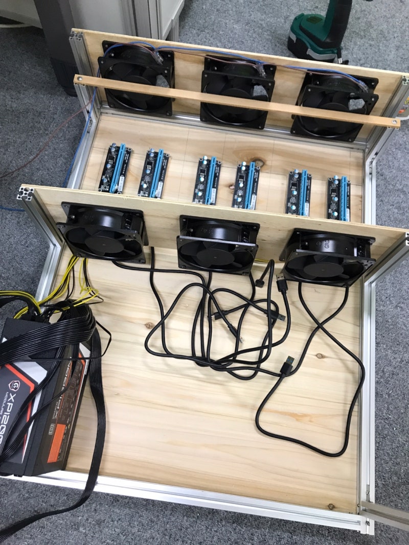 제트캐쉬 1070 채굴기 폐쇄형 케이스 제작 - 케이블 작업 (하네스) : 네이버 블로그