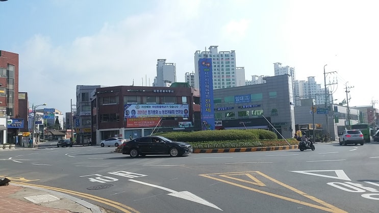  서산 KB 국민은행 이전 1호광장서 서산시청 2청사 옆 동부시장 가기전 왼쪽 도원빌딩 1층