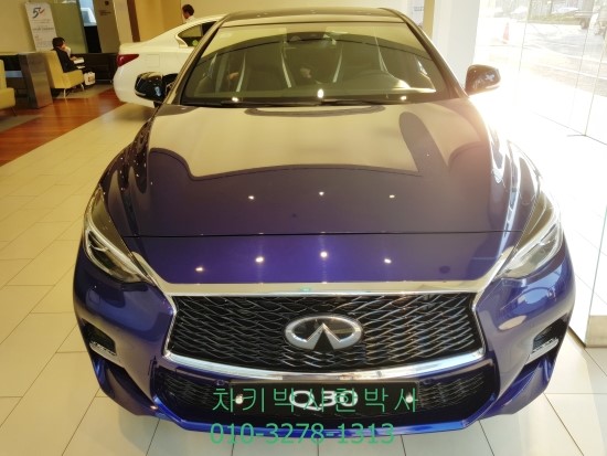  인피니티 Q30s 제원 살펴보기 스마트키는