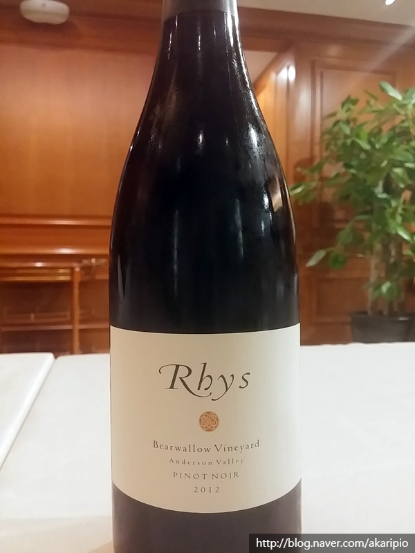  Rhys Vineyards, Bearwallow vineyard Pinot Noir, Anderson Valley, 2012 (리스 빈야즈, 베어왈로우 빈야드 피노 누아)