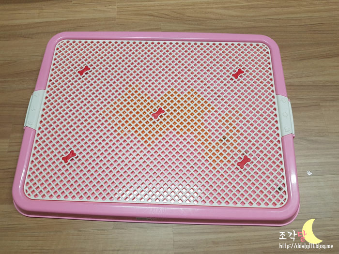 [쿠팡] 금강아지 플러스 대형 배변판 핑크  66 x 51cm