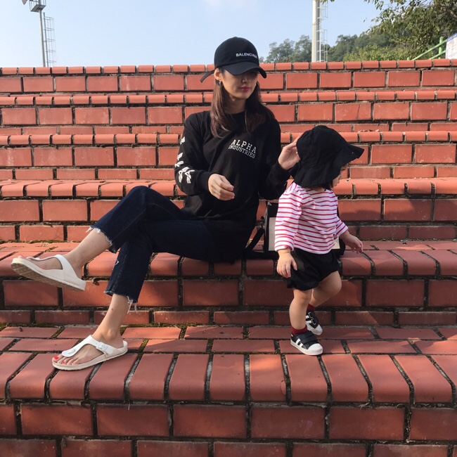  성장 _ 16개월아기 발달, 엄마랑 커플룩, 엘지 트롬 건조기, 건조기 단점 장점, 기온별 옷차림, 천연 포도즙, 포도식초, 데일리룩, 아기옷