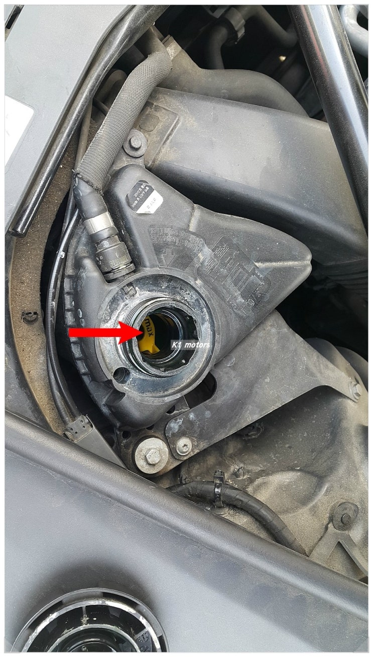  BMW정비센터 K1모터스 520D 냉각수가 새는 고장 수리편