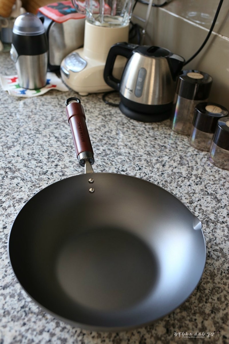 불맛을 원한다면 키와메 철팬,키와메 리버라이트1./일본 철 후라이팬(웍)/와후 일본그릇/도움....