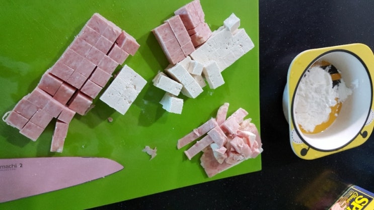  스팸두부큐브 아이반찬