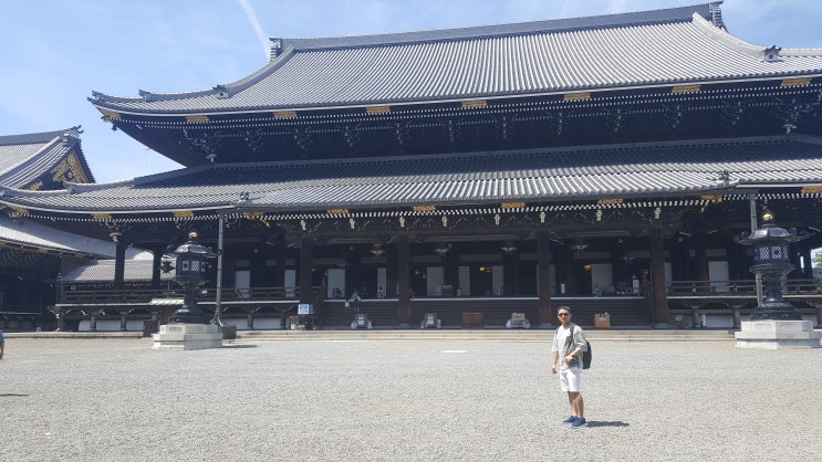 교토 여행코스, 교토역에서 가까운 도심속 사원 - 히가시혼간지(東本願寺)