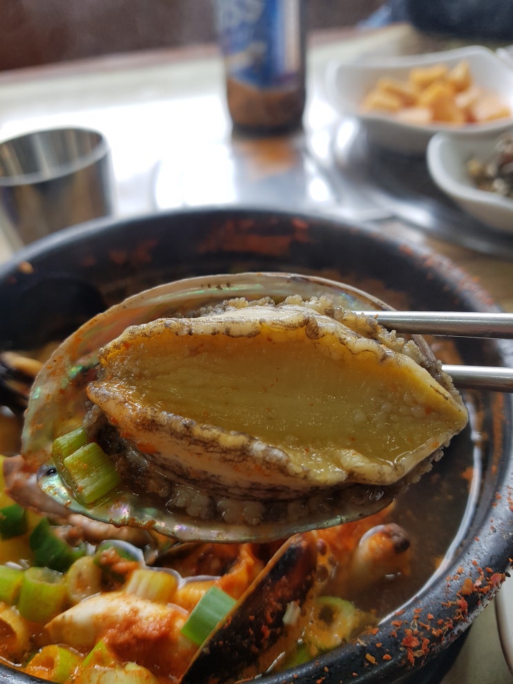 함덕감자탕맛집 기쁨이네감자탕에서 해물뚝배기 먹기 함덕감자탕맛집 기쁨이네감자탕에서 해물뚝배기 먹기