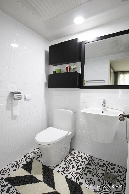 광명시 철산동 도덕파크 아파트 안방 욕실 리모델링, 욕실 포인트 타일 시공,  30평대 아파트 욕실 리모델링