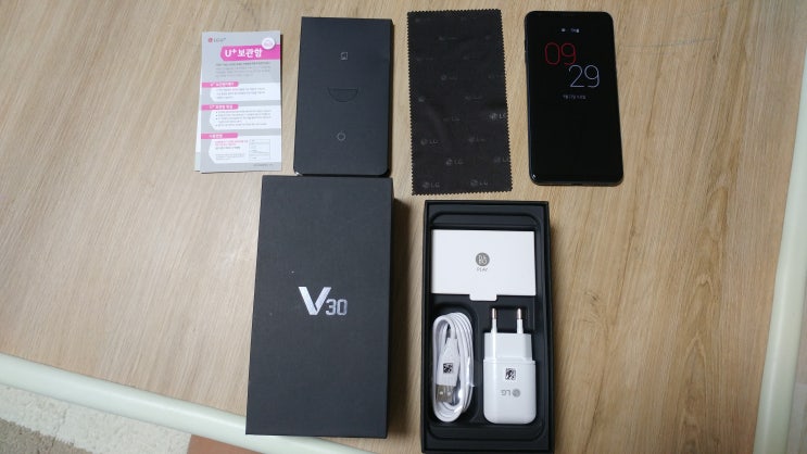  개봉기 / LG 전자 V30 하반기 플래그쉽 스마트폰