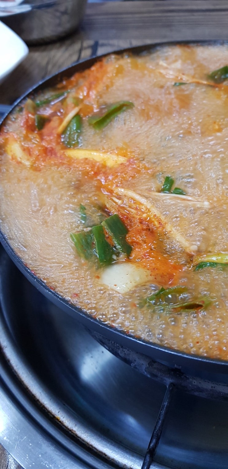 김천 와촌식육식당 얼큰한 국물과 돼지찌개