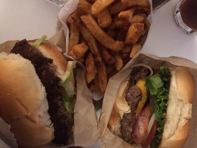  170322 토론토 햄버거 맛집 The Burger's Priest 버거프리스트