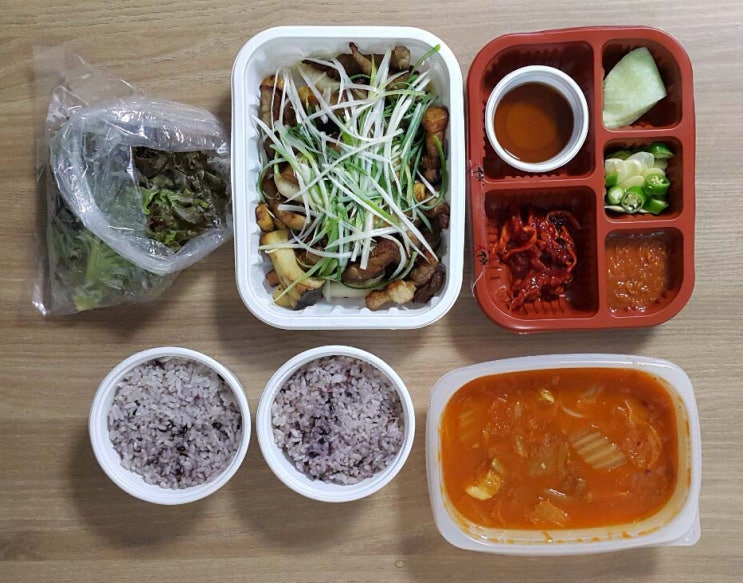  삼겹살 직화구이 처음 배달시켜봤어요~