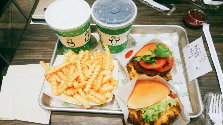  맛집이라 쓰고 밥집이라 읽는다 - 16.쉑쉑버거 청담점 = 쉐이크쉑(Shake Shack) 2호점 #서로이웃환영