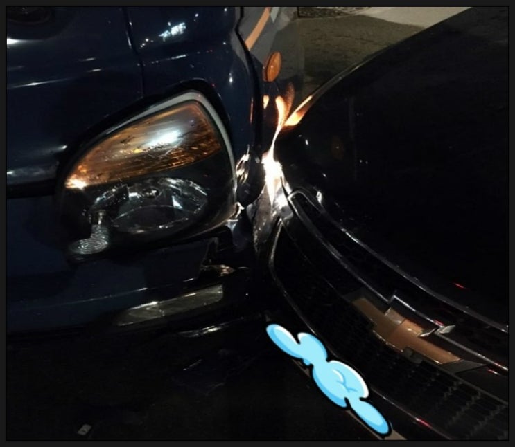  친한 동생이 교통사고가 났네요. 블랙박스 꼭 주기적으로 점검 하세요.