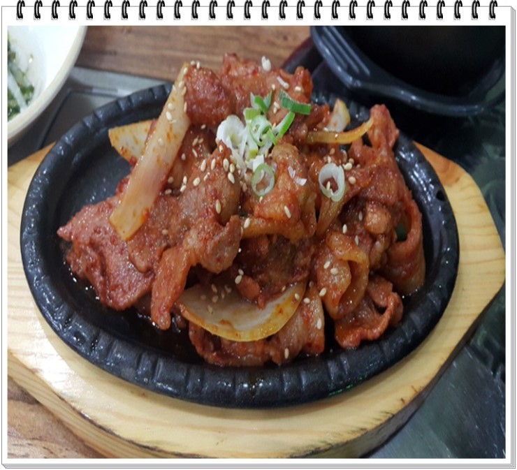  갈산동 집 근처 가끔 가는 우렁쌈밥 