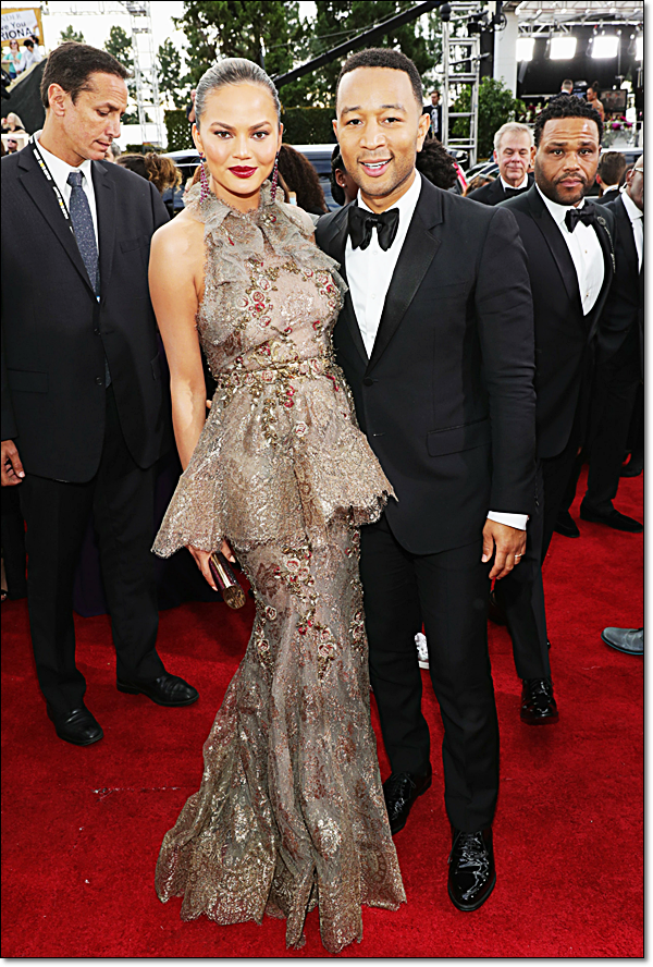 크리시 타이겐(Chrissy Teigen) & 존 레전드(John Legend) 커플룩 ..., حجم الصورة 600x888