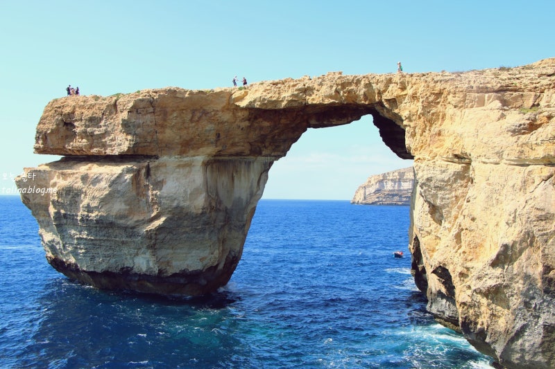 몰타 고조섬의 하이라이트 : 아주르 윈도우(Azure Window)의 낮과 밤(일몰) : 네이버 블로그