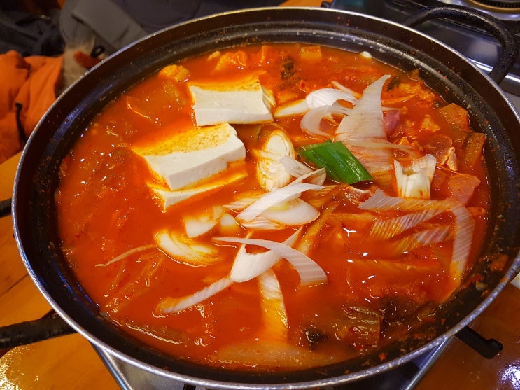  서울 낙원동/종로3가 '그때그집' 생돼지김치찌개