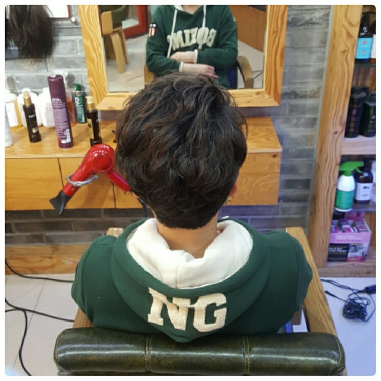  가늘고 힘없는머리 아이롱펌으로 볼륨있게 살려보아요~~