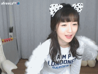 10번째 아프리카TV에서 생긴일 0415 달나라 귀요미 리액션 10번째 아프리카TV에서 생긴일 0415 달나라 귀요미 리액션