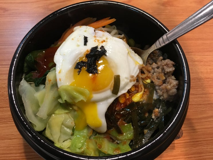  중국에서 먹는 한국 돌솥비빔밥