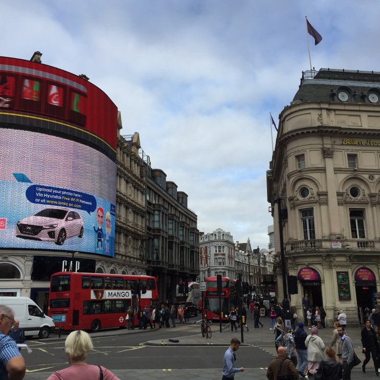 [유럽여행]37일, 첫 번째 런던 여행(2일차)#그린파크#세인트 제임스 파크#런던 나이키#버킹엄궁전