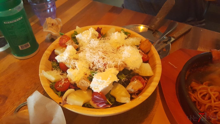  피자의달인? 인천 피자 맛집 피플즈에 피자가 이 만큼?