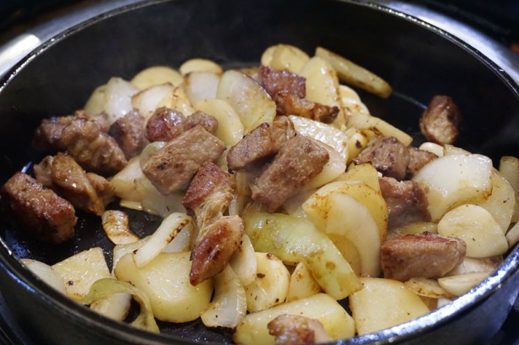 왕십리고기집, 푸짐하고 친절한 푸줏간생고기점 왕십리고기집, 푸짐하고 친절한 푸줏간생고기점