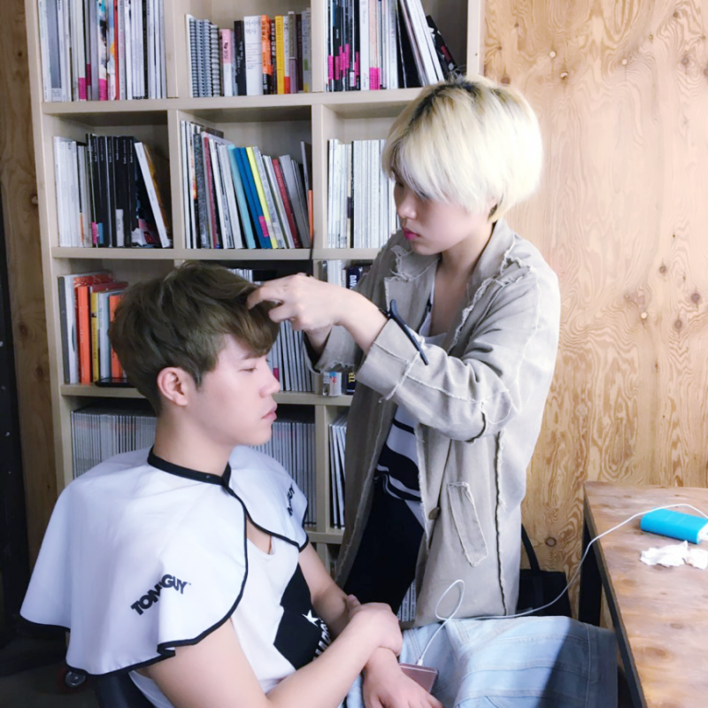 출장(옴므HOMME=에이트-이현/투에이엠-창민)