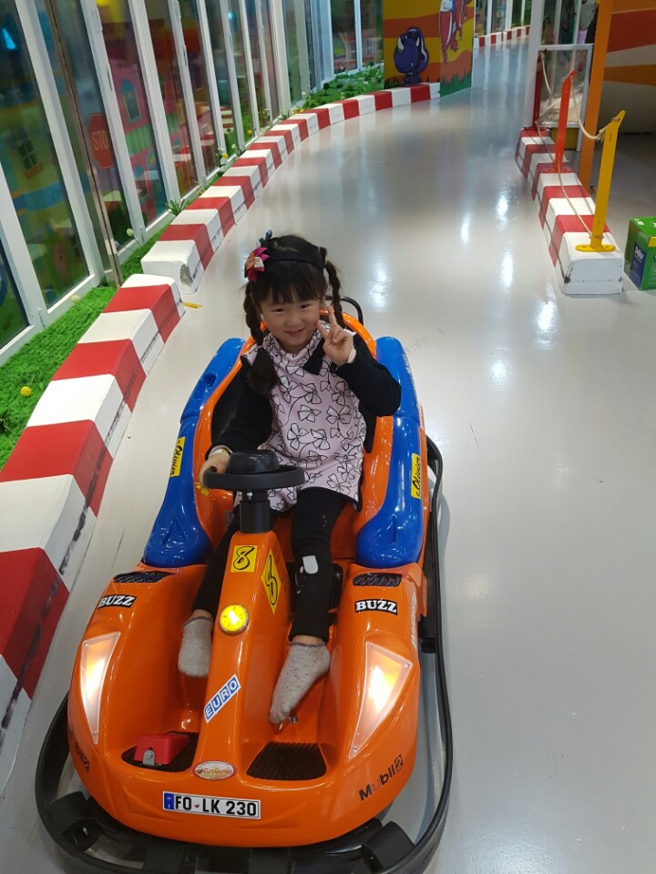  광교 아브뉴프랑 키즈까페