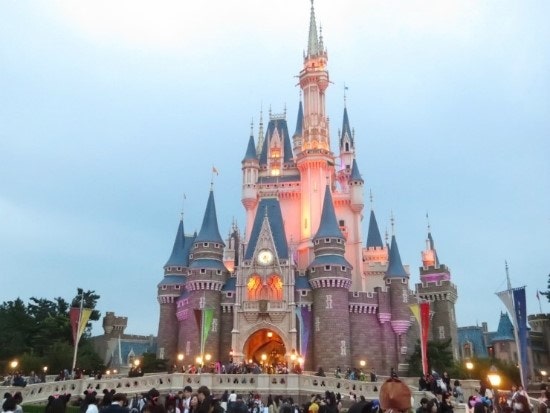 도쿄 디즈니랜드 성(tokyo Disneyland) : 도쿄 디즈니랜드 어트랙션(놀이기구) 추천-*