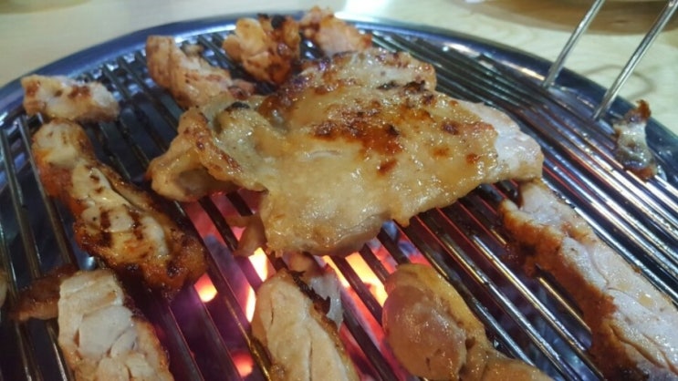  봉담 숯불닭갈비 무한리필 이 있습니다. 