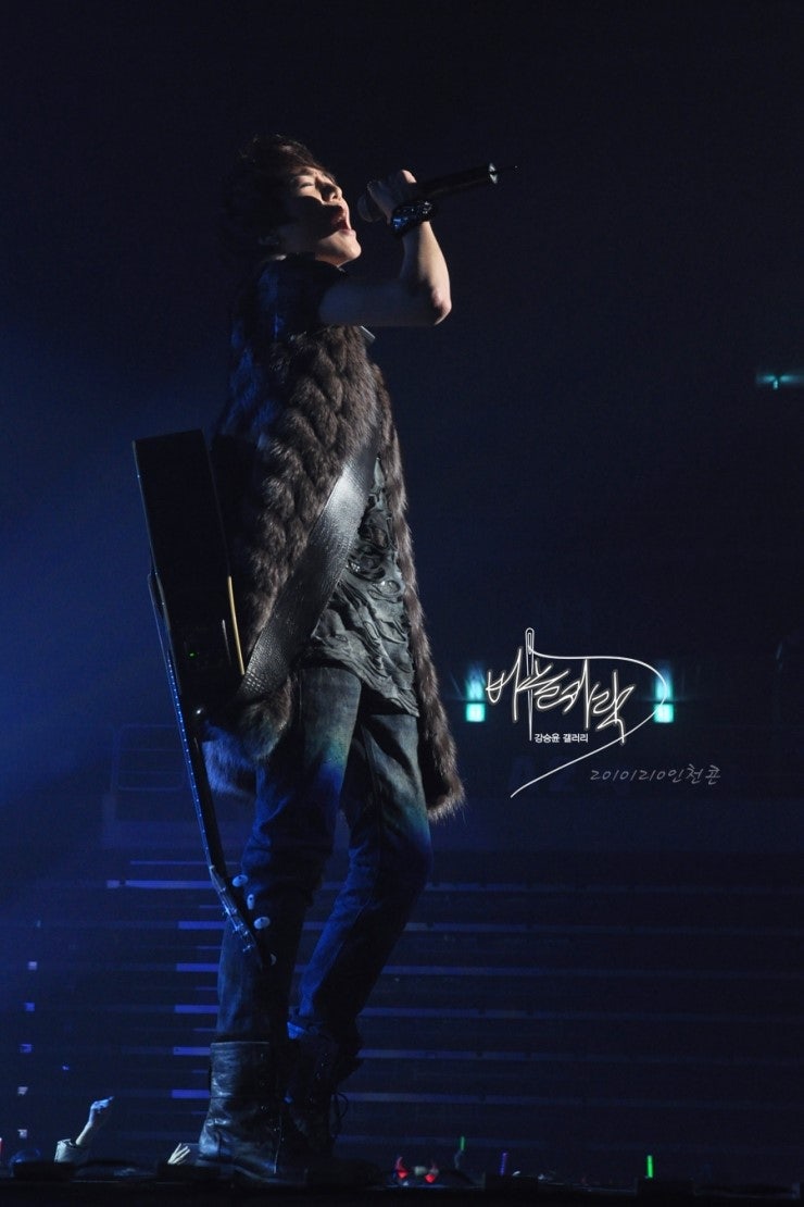 2010년 슈퍼스타k 슈스케콘서트 강승윤영상
