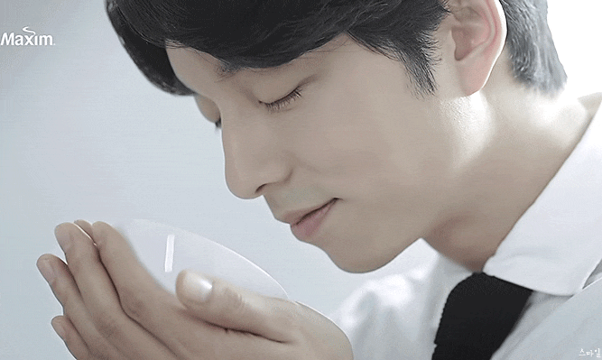 [공유 컴퓨터 바탕화면 배경화면/움짤] 맥심 카누 광고; 세상에서 가장향기로운 카페 카누 공....