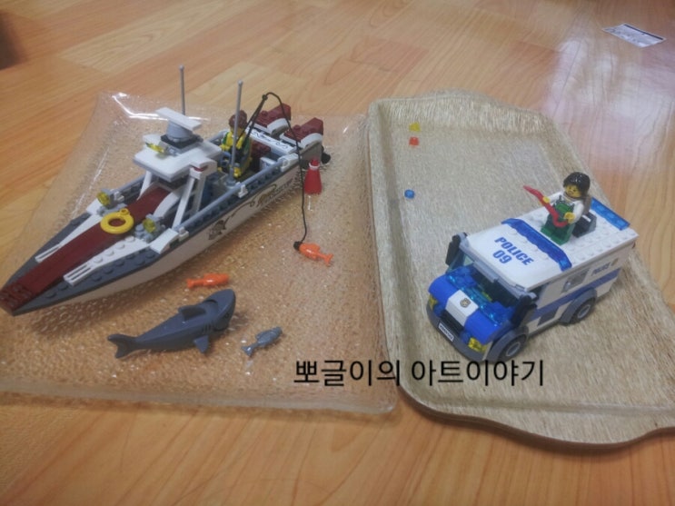  레고시티 5-12  60147 낚시배, 60142 현금수송경찰차