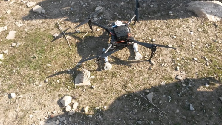 DJI 매트리스 드론을 "폭격기"로 사용중~ DJI 매트리스 드론을 "폭격기"로 사용중~