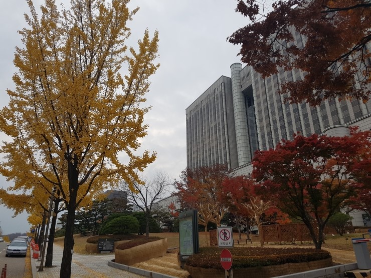  퇴사한 직원의 악성 게시글, 위자료는 얼마나 인정될까?