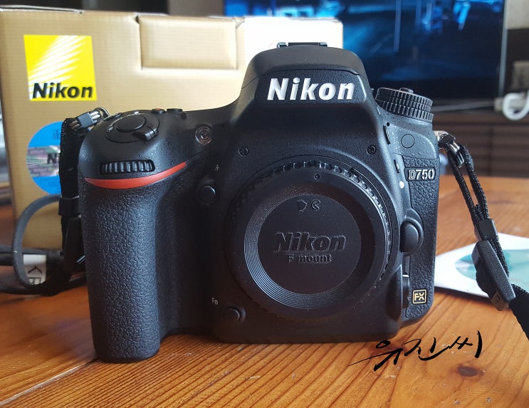  니콘 D750 개봉기 - 6D, D750 고민 끝! 가벼운 풀프레임 DSLR 추천!