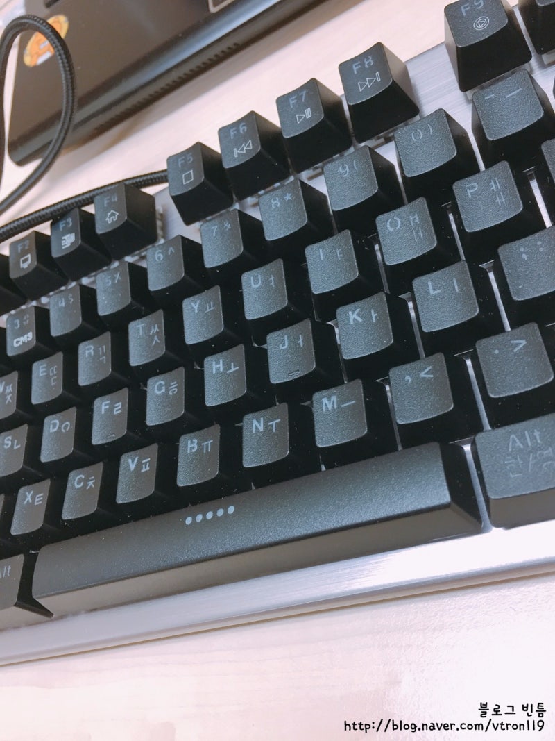 무난한 기계식 키보드 추천 맥스틸(MAXTILL) TRON G100K : 네이버 블로그