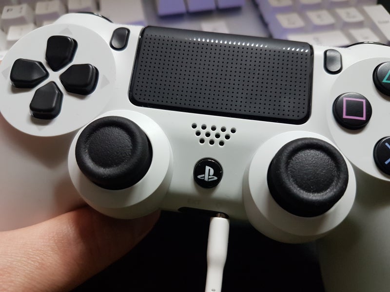 Ps4 Ps4 듀얼쇼크에 이어폰 연결하기 조이스틱에 이어폰 또는 헤드셋 연결설정 네이버 블로그