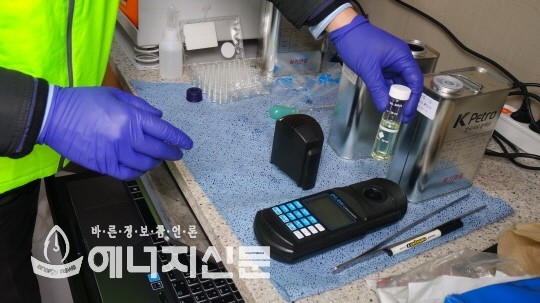 정량 속여파는 주유소 전년대비 2배 증가 - 가짜석유 유통도 여전 … 농협 등 알뜰주유소도 불법 정량 속여파는 주유소 전년대비 2배 증가 - 가짜석유 유통도 여전 … 농협 등 알뜰주유소도 불법