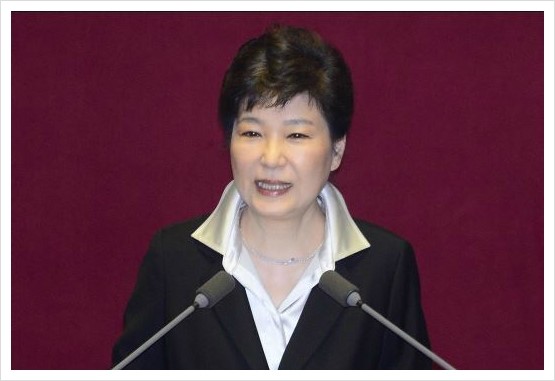  긴급속보  헌재,박근혜대통령 파면 결정.