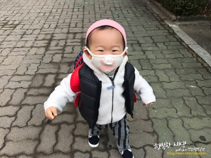 싼 보떼가 아기마스크끈 마스크끈이 너무 예뻐요:)